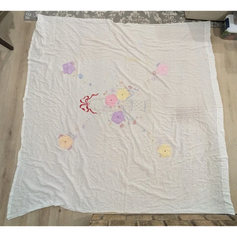 Tablecloth Hand Embroidered Linen Mexican White Colorful Flower Vase Design
